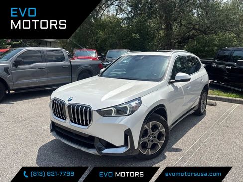 Used 2025 BMW X1 xDrive28i AWD/4WD image 1
