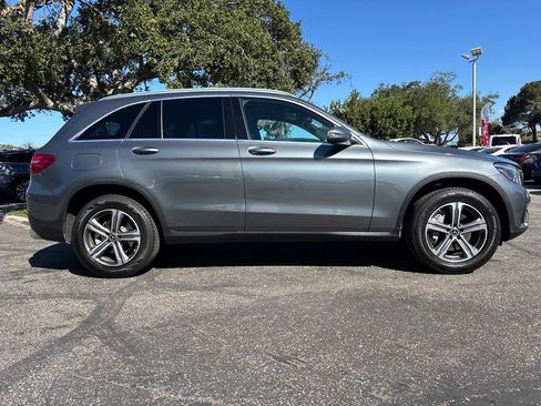 Used 2019 Mercedes-Benz GLC 300 image 2