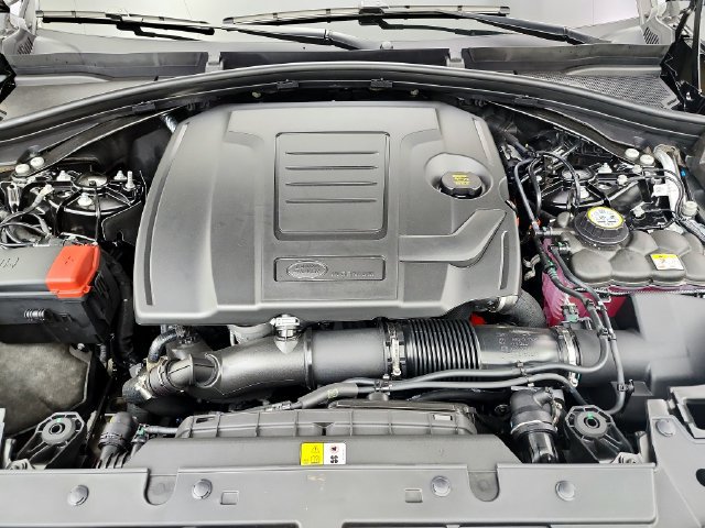 New 2026 Land Rover Range Rover Velar S AWD/4WD image 36