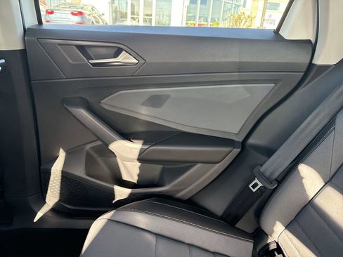 New 2026 Volkswagen Jetta SE FWD image 27