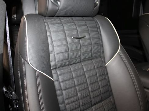 Used 2025 Cadillac Escalade V AWD/4WD image 41