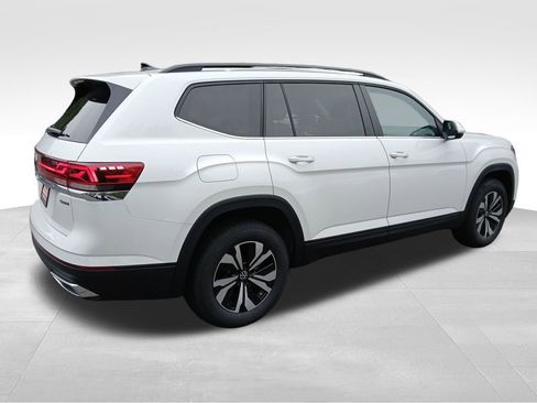 New 2026 Volkswagen Atlas SE image 5