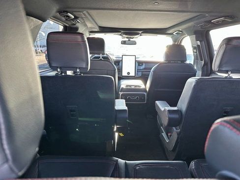 Used 2022 Ford Expedition Max Limited image 14