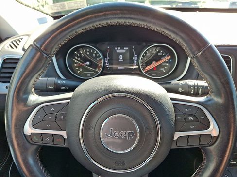 Used 2020 Jeep Compass Latitude w/ Safety & Security Group image 18