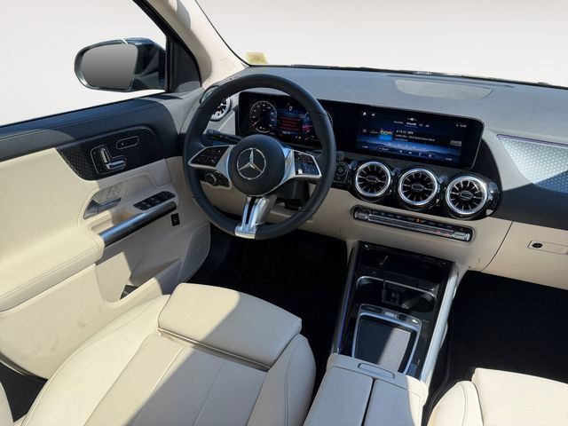 Certified 2026 Mercedes-Benz GLA 250 4MATIC image 16