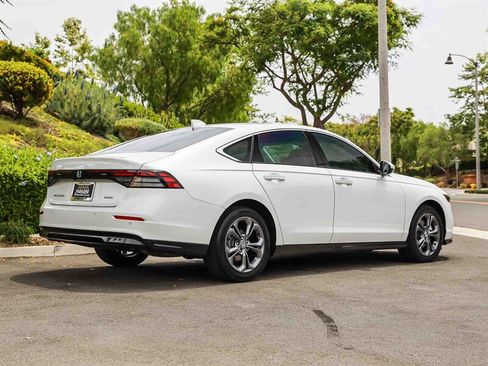 Used 2024 Honda Accord EX-L image 5