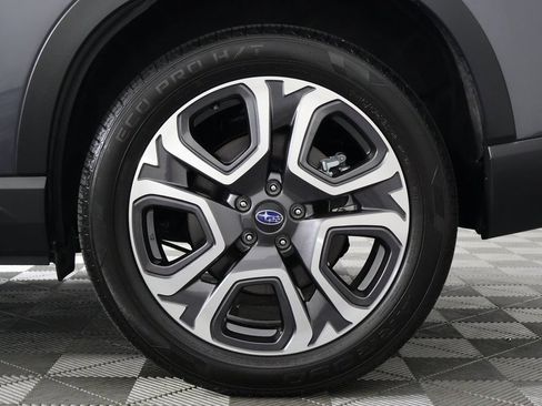 Used 2023 Subaru Ascent Touring AWD/4WD image 17