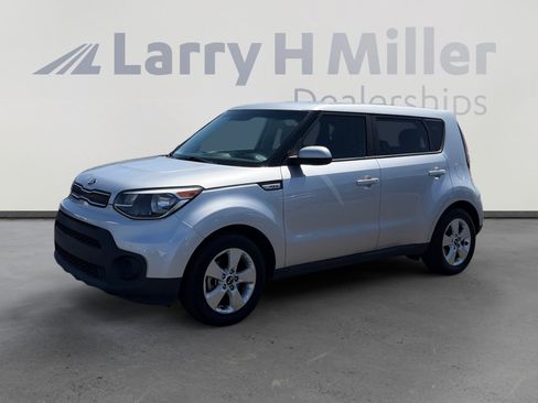Used 2019 Kia Soul FWD image 1