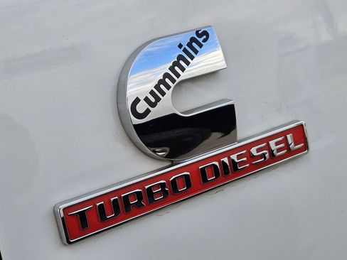 Used 2024 RAM 3500 Big Horn image 15