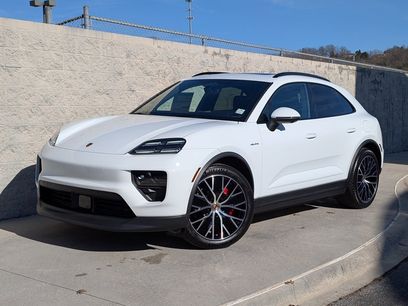 New 2025 Porsche Macan 4S Electric