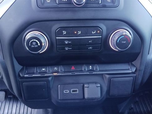 Used 2022 Chevrolet Silverado 1500 W/T w/ WT Value Package image 23