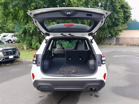 Certified 2025 Subaru Forester AWD/4WD image 33