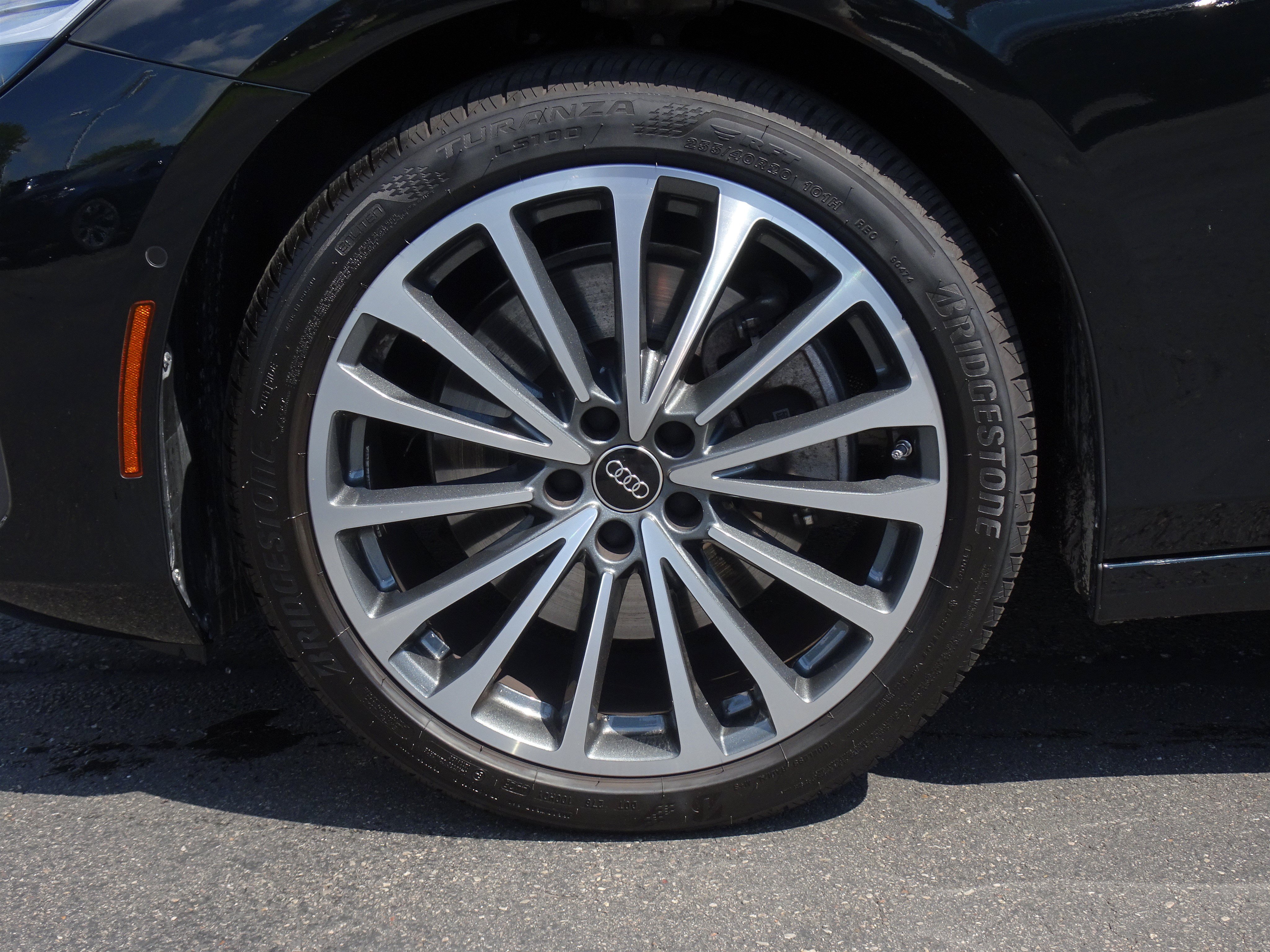 Certified 2026 Audi A6 Premium w/ 20" Wheel Package AWD/4WD image 8