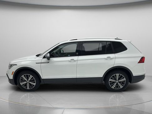 Used 2024 Volkswagen Tiguan Wolfsburg Edition AWD/4WD image 7