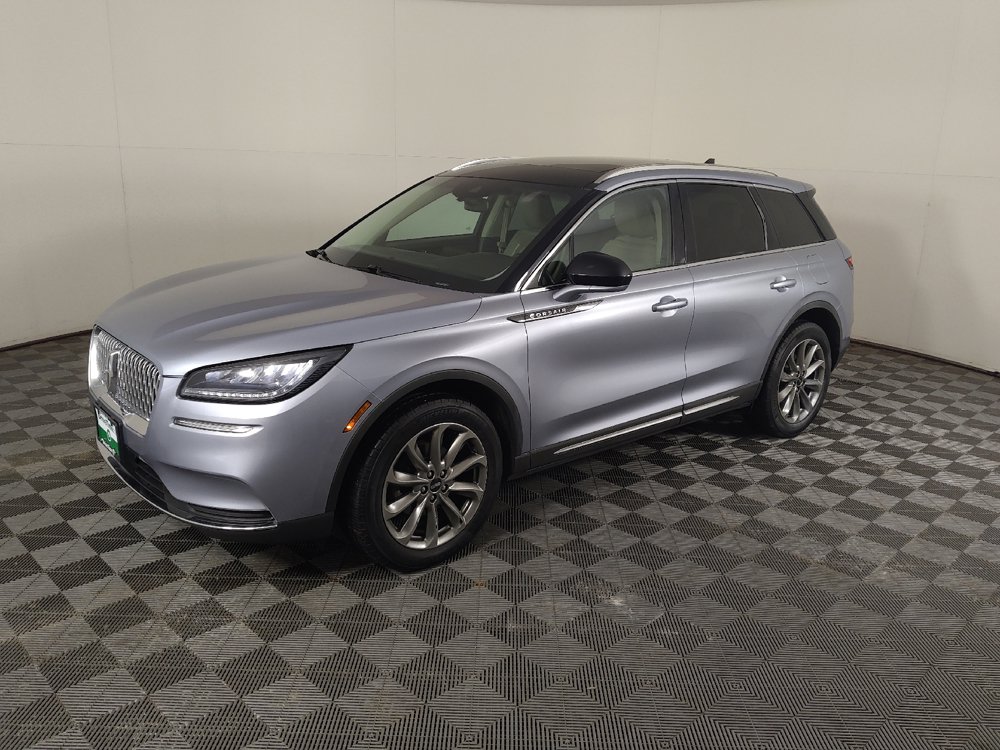 Used 2022 Lincoln Corsair AWD w/ Premium Package image 2