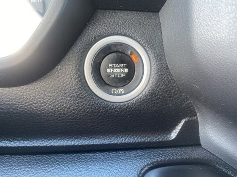 Used 2022 RAM 1500 Big Horn AWD/4WD image 31