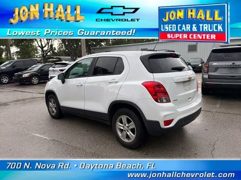Used 2020 Chevrolet Trax LS w/ Tint and Cruise Package FWD image 7
