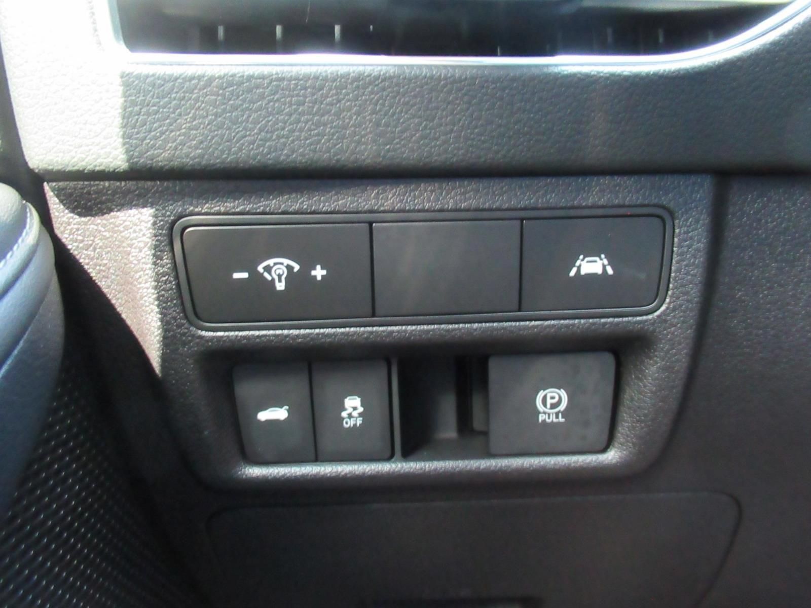 Used 2022 Hyundai Sonata Limited FWD image 23