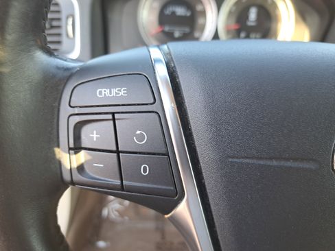 Used 2013 Volvo S60 T5 image 16