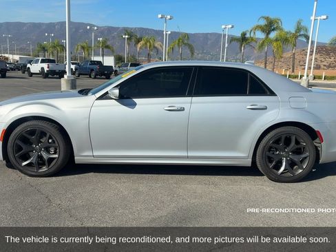 Used 2023 Chrysler 300 Touring L w/ Safetytec Plus Group RWD image 9