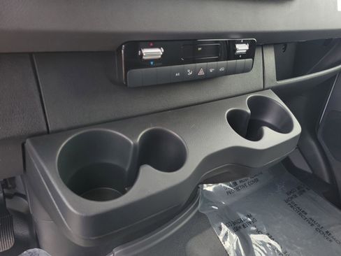 New 2025 Mercedes-Benz Sprinter 2500 image 29