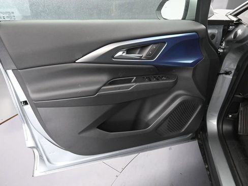 New 2026 Chevrolet Equinox EV LT image 15