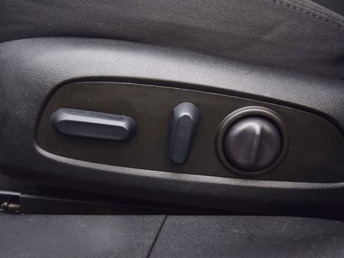 Used 2023 Chevrolet Malibu LT image 24