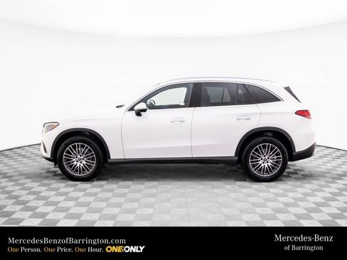New 2026 Mercedes-Benz GLC 300 4MATIC image 2