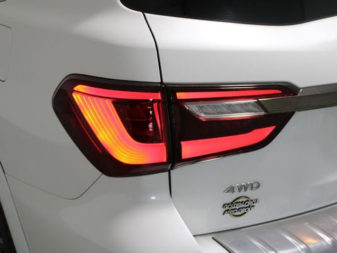 Used 2023 INFINITI QX80 Premium Select w/ Cargo Package image 60