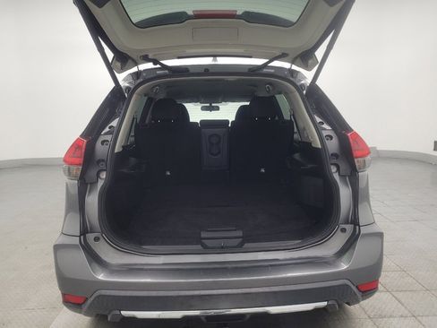 Used 2018 Nissan Rogue SV AWD/4WD image 29