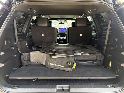 Used 2024 Toyota Sequoia Platinum AWD/4WD image 27