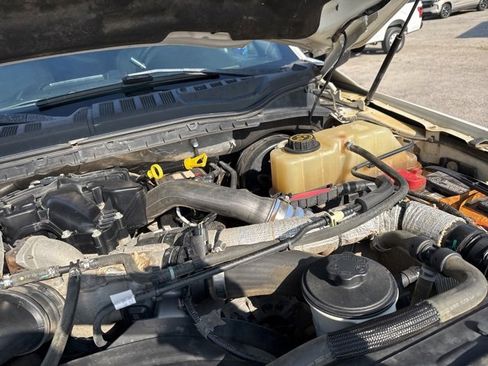 Used 2017 Ford F250 XLT image 7