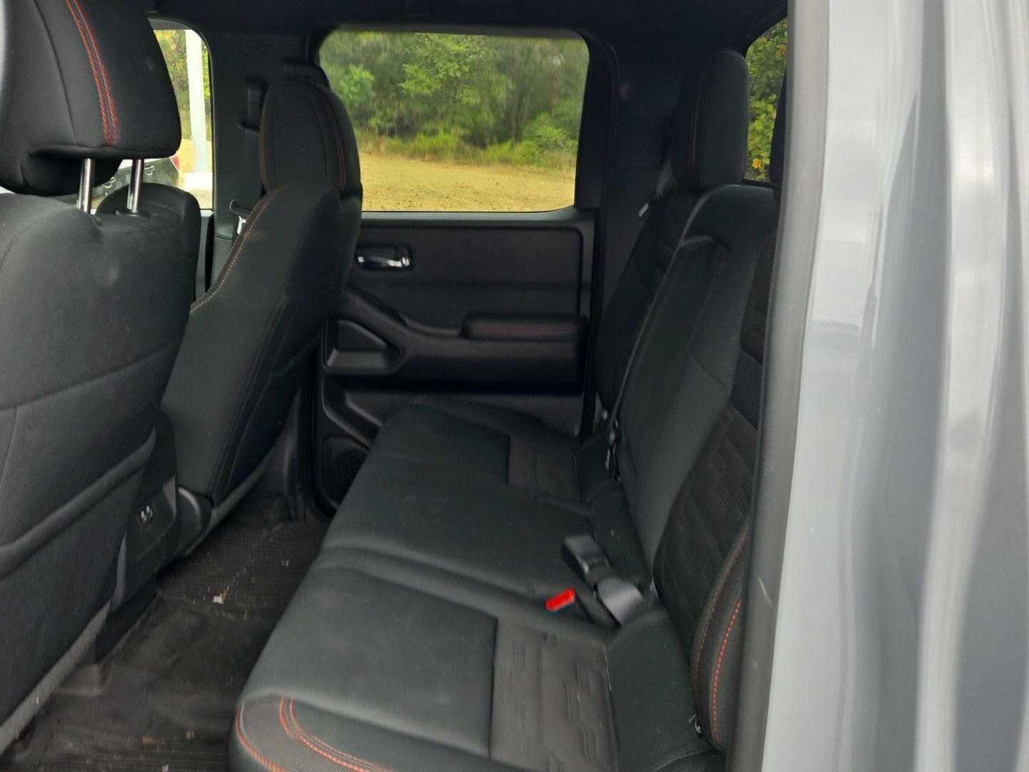 Used 2022 Nissan Frontier PRO-4X w/ Off-Road Protection Package AWD/4WD image 15