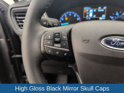 Used 2022 Ford Escape SE w/ SE Sport Appearance Package image 40