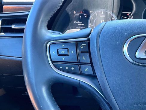 Used 2022 Lexus ES 350 w/ Premium Package image 21