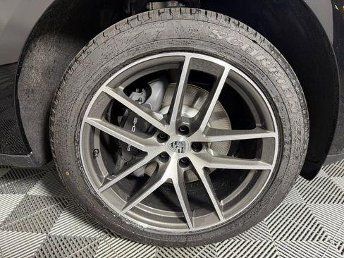 New 2025 Porsche Macan image 14