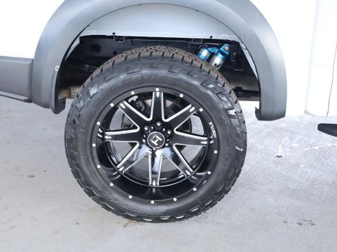 Used 2018 Ford F150 Raptor w/ Equipment Group 802A Luxury AWD/4WD image 5
