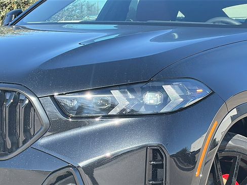 New 2026 BMW X6 xDrive40i image 4