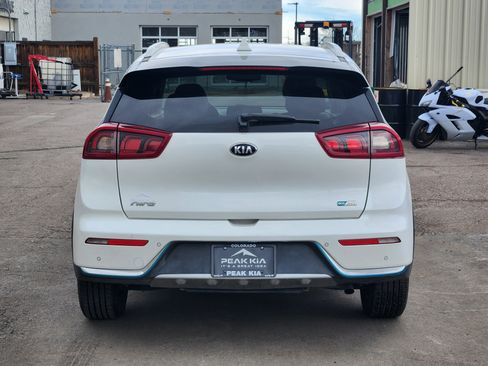 Used 2019 Kia Niro EX Premium image 12