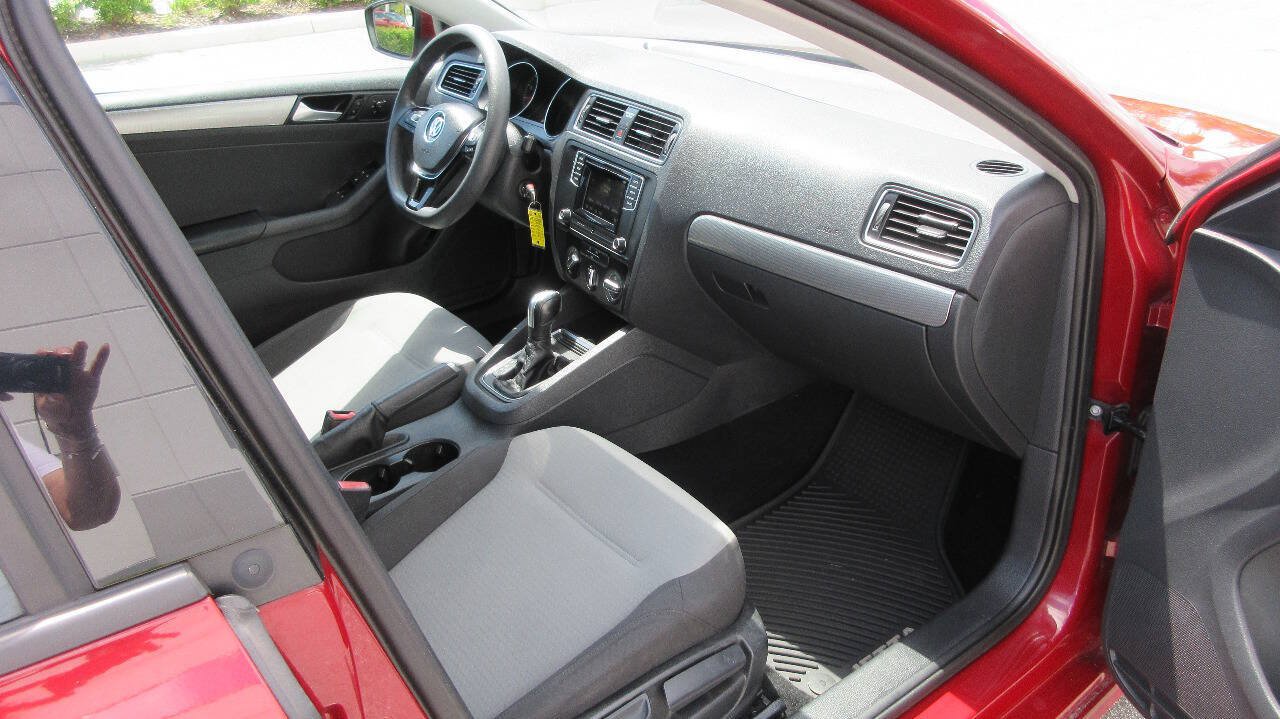 Used 2018 Volkswagen Jetta S FWD image 27