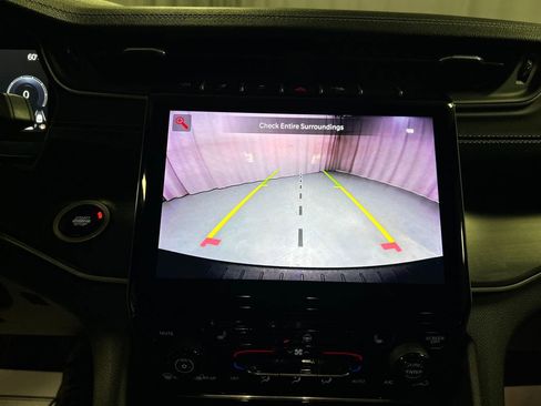 Used 2024 Jeep Grand Cherokee Limited w/ Trailer Tow Package image 18