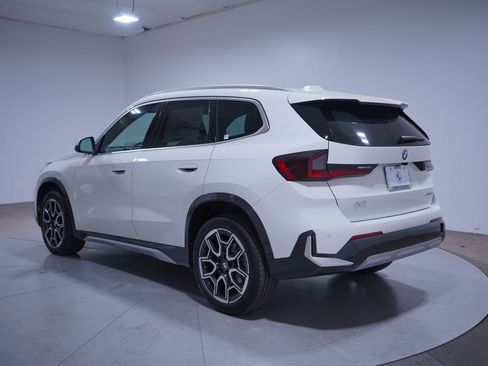 Used 2026 BMW X1 xDrive28i w/ Convenience Package AWD/4WD image 2