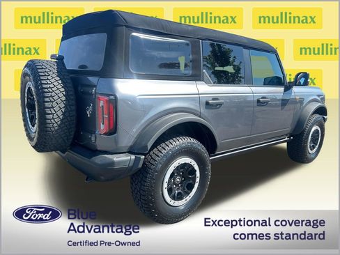 Certified 2023 Ford Bronco Badlands w/ Sasquatch Package AWD/4WD image 3