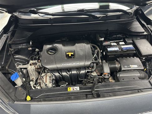 Used 2018 Hyundai Kona SEL image 19