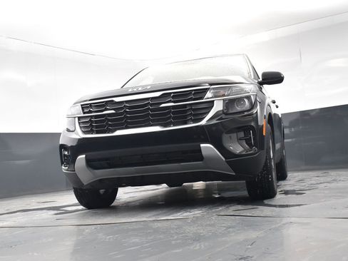 Used 2024 Kia Seltos LX image 23