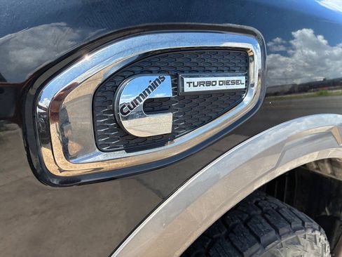 Used 2016 Nissan Titan Platinum Reserve RWD image 13