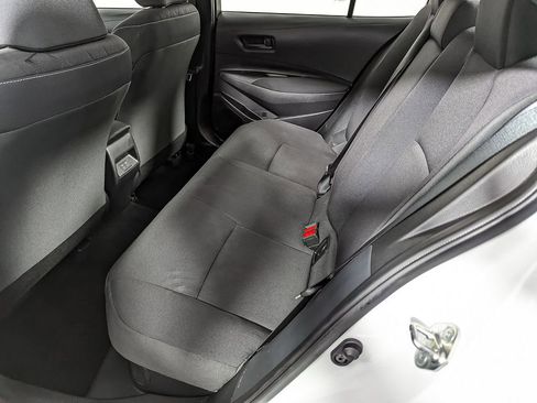 Used 2023 Toyota Corolla LE image 41