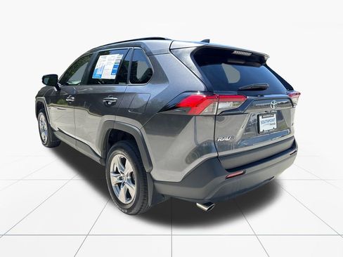 Used 2025 Toyota RAV4 XLE FWD image 6