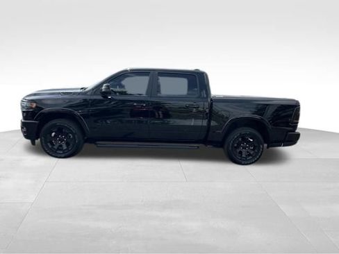 Used 2025 RAM 1500 Big Horn AWD/4WD image 4