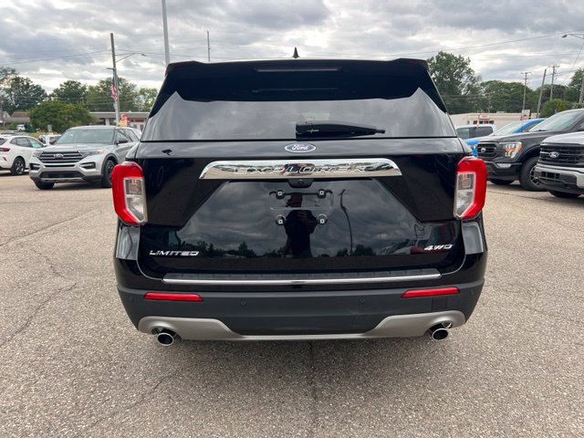 Certified 2024 Ford Explorer Limited w/ Equipment Group 301A AWD/4WD image 5